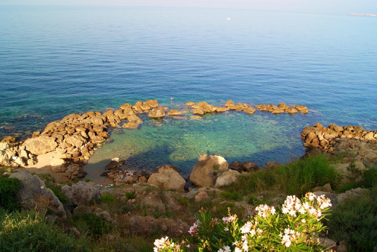 Residence Il Faro Isola Di Capo Rizzuto Esterno foto