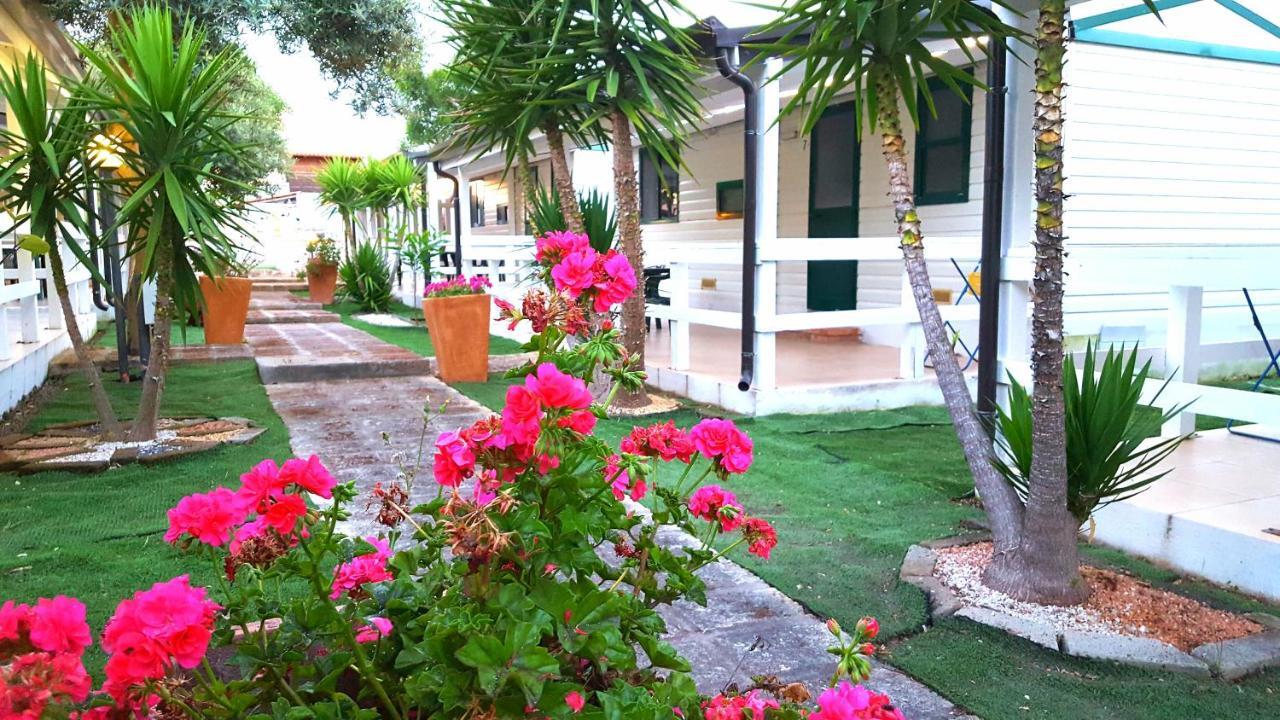 Residence Il Faro Isola Di Capo Rizzuto Esterno foto